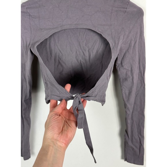 Aritzia Sunday Best Ellie Sweater Grey Womens Sz XS Mock Neck Open Back Knit Top - Picture 7 of 16